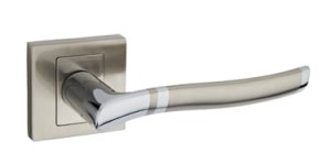 KLAMKA NARCYZ KRY 100K - ROZETA KW. CHROM/SATYNA