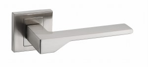 KLAMKA NOVE KNV 300 ROZETA KWADRAT SATYNA